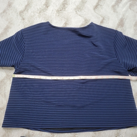 BCBGeneration Navy Combo Black Boxy Top Size M/L Ruffle Skirt Size 10 Set - Picture 10 of 13